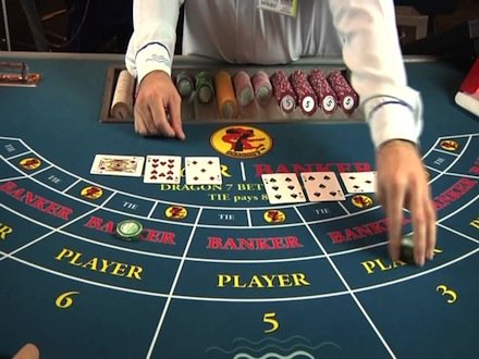 8 Baccarat Formulas to Master the Game & Turn the Odds in Your Favor